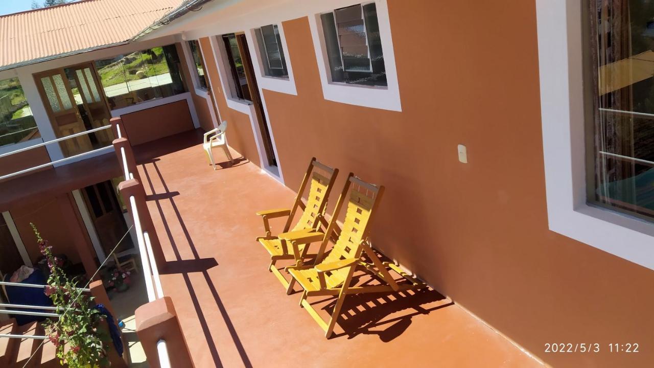 Tikawasi Homestay Comunidad Pueblo Isla Amantani Jose Luis Ocosuyo Kültér fotó